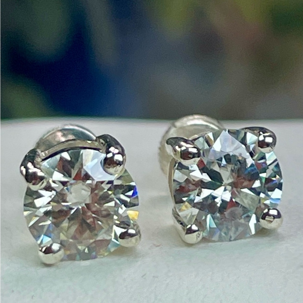 2ct Diamond Certified Studs 925 Silver Earrings. Screw-back style - Picture 3 of 6